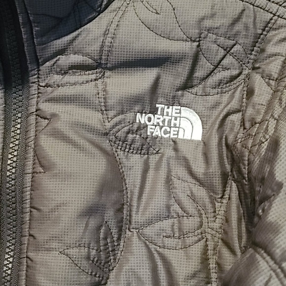 The North Face Jacket - Picture 2 of 5